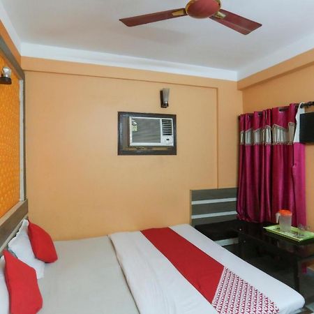 Oyo 60609 Hotel Tanushree Rampurhat エクステリア 写真