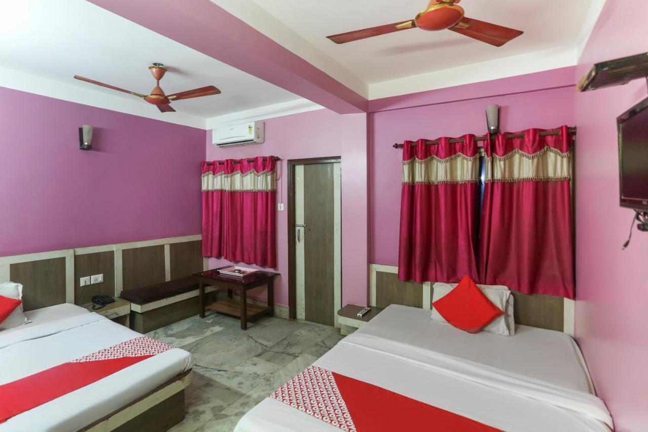 Oyo 60609 Hotel Tanushree Rampurhat エクステリア 写真