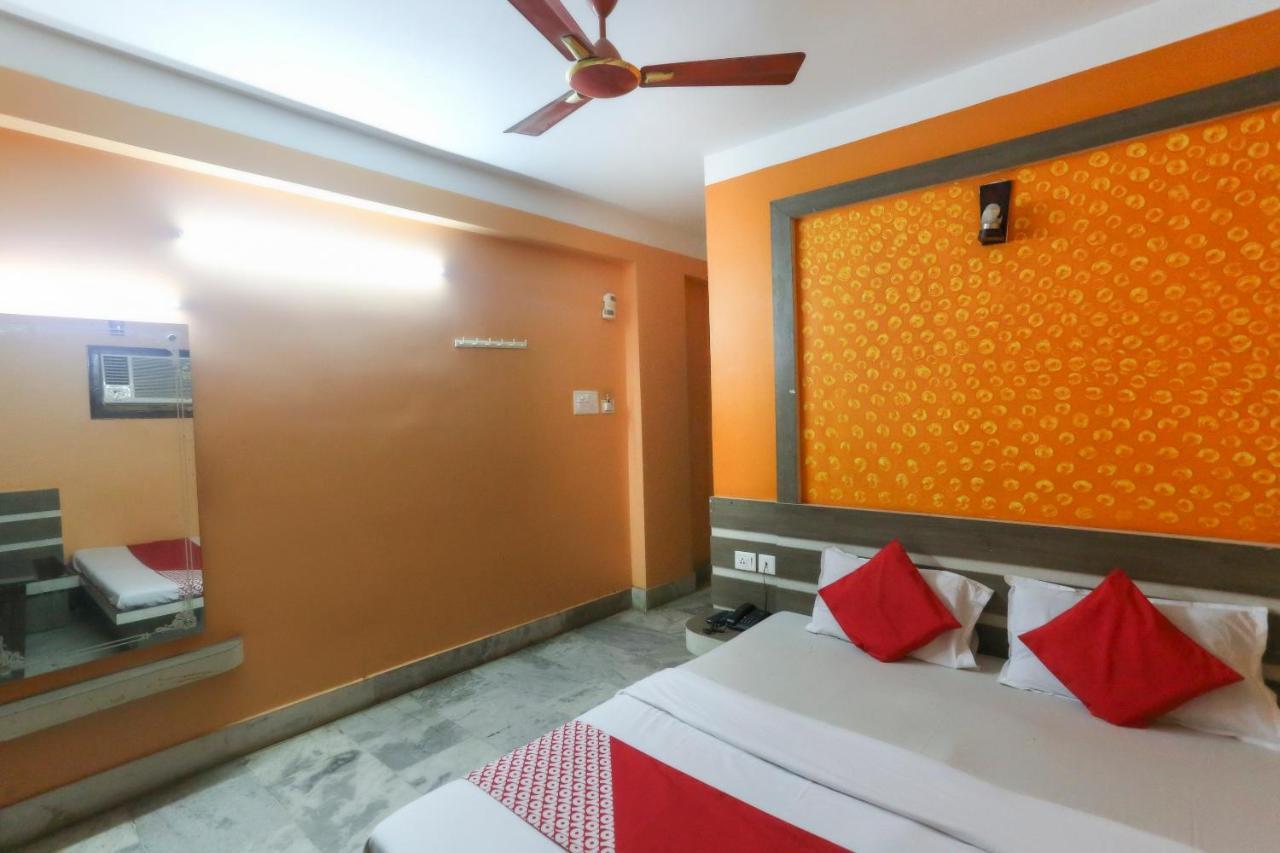 Oyo 60609 Hotel Tanushree Rampurhat エクステリア 写真