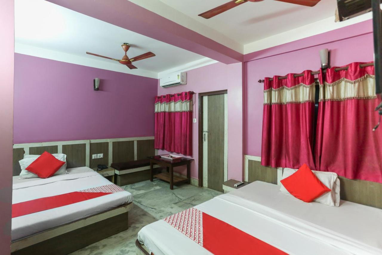 Oyo 60609 Hotel Tanushree Rampurhat エクステリア 写真