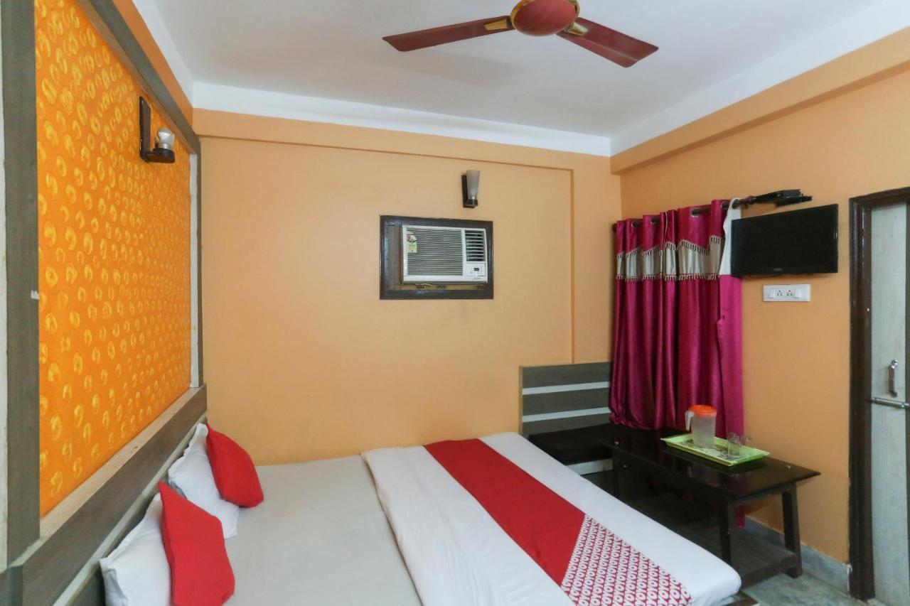 Oyo 60609 Hotel Tanushree Rampurhat エクステリア 写真