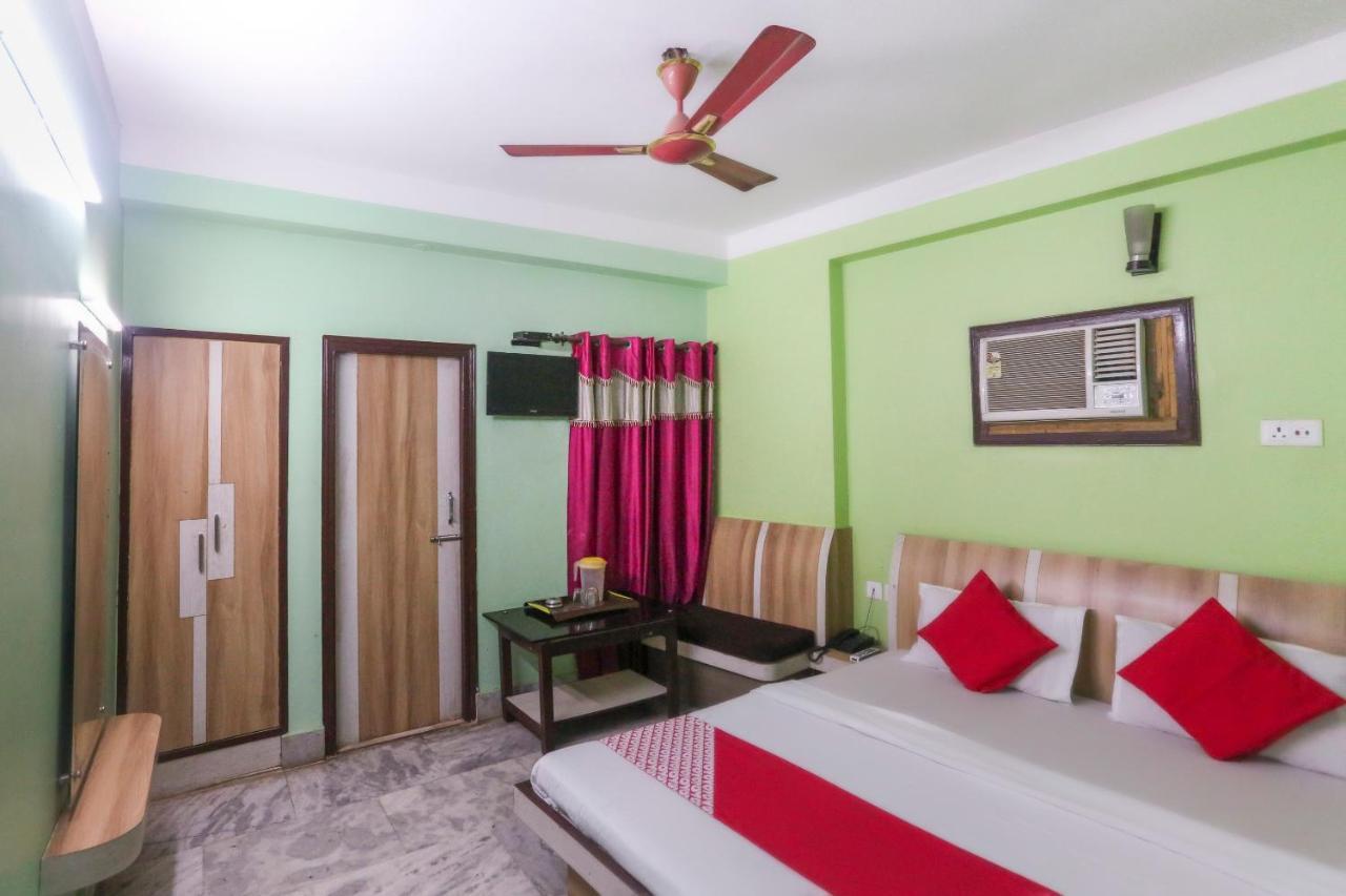 Oyo 60609 Hotel Tanushree Rampurhat エクステリア 写真