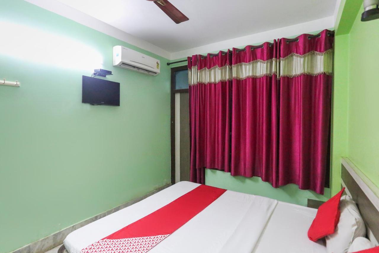 Oyo 60609 Hotel Tanushree Rampurhat エクステリア 写真